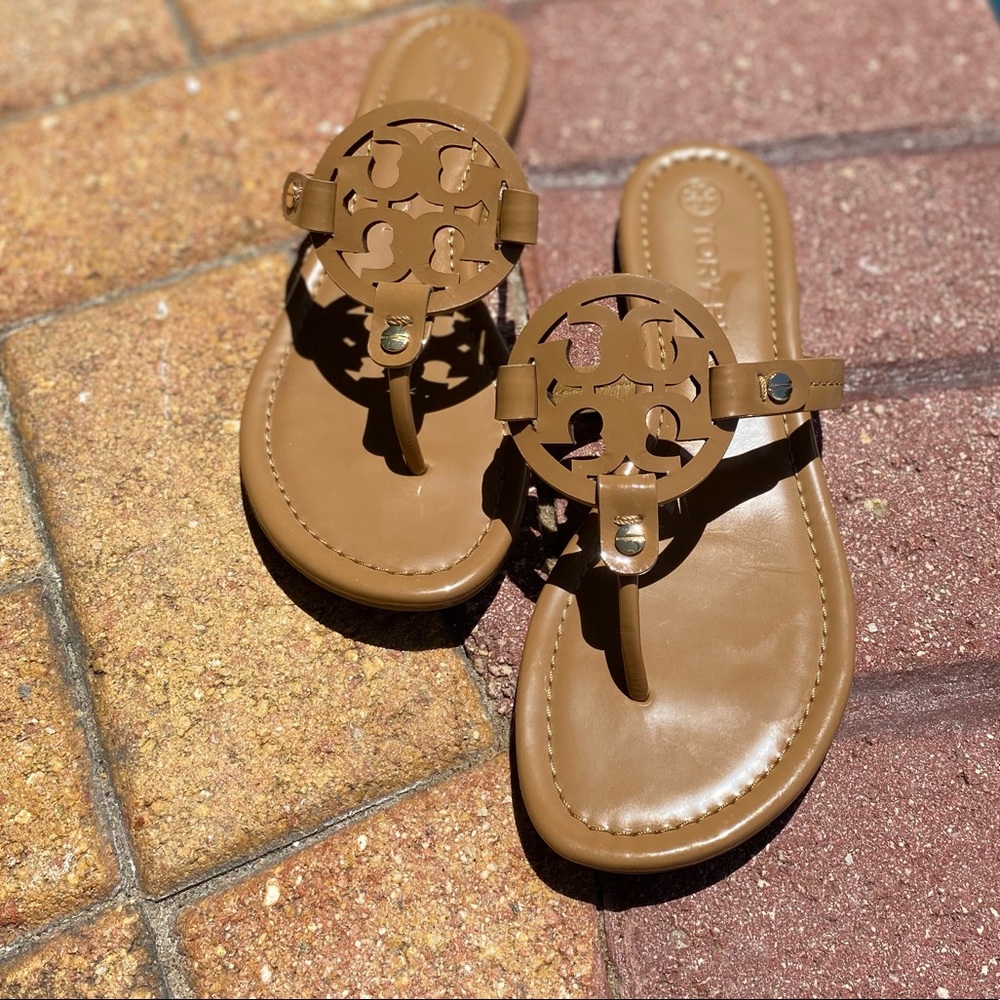 Micheal Kors tan sandals